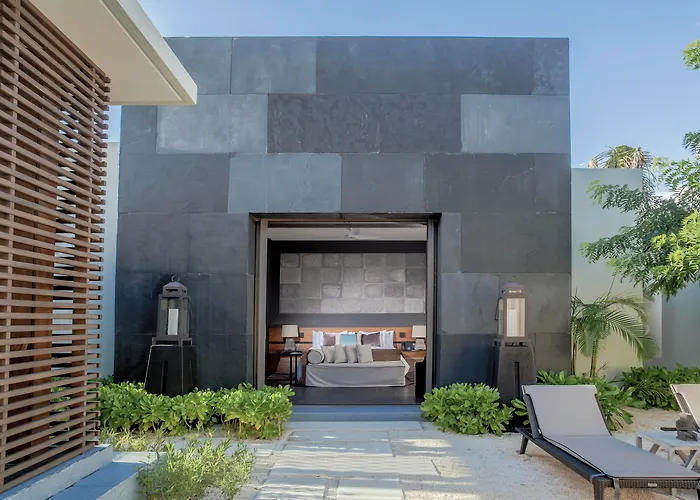 Nizuc Resort & Spa