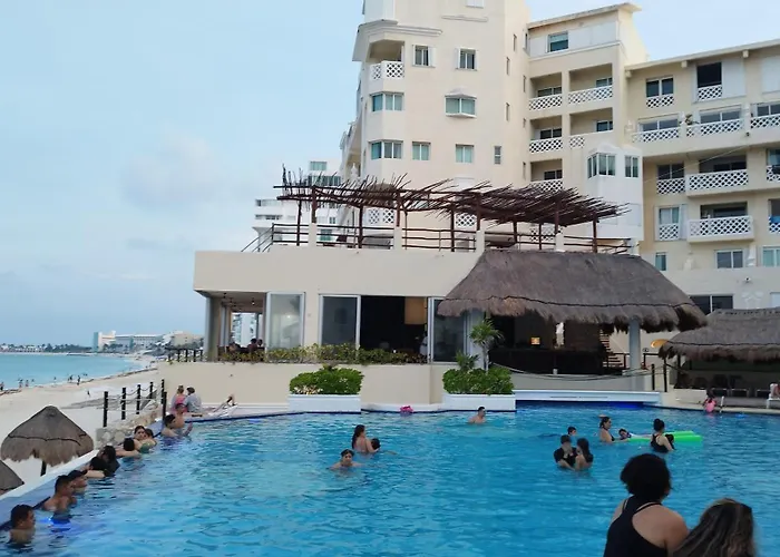 Hotels Close to Airport “Magic Sunrise At Cancun”