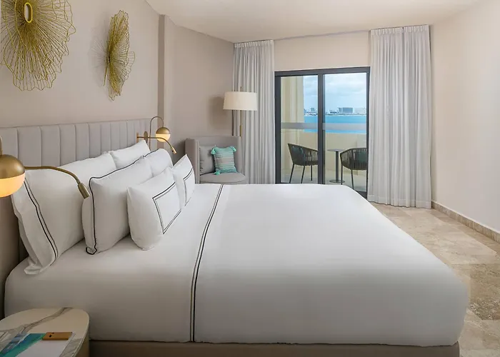 Resort: Melia Casa Maya Cancun All Inclusive