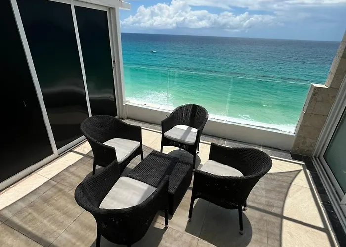 Hotels Close to Airport “Magic Sunrise At Cancun”